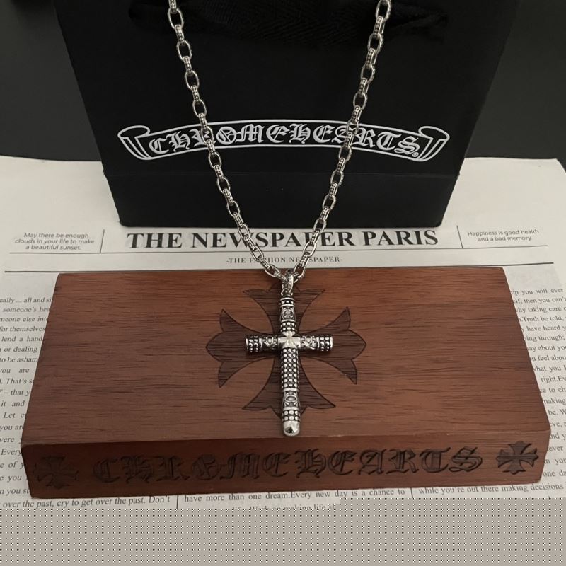 Ch**me He**ts necklaces